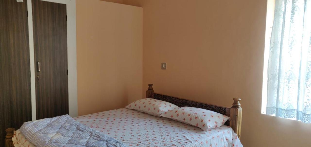 Giri'S Homestay Madikeri Zewnętrze zdjęcie